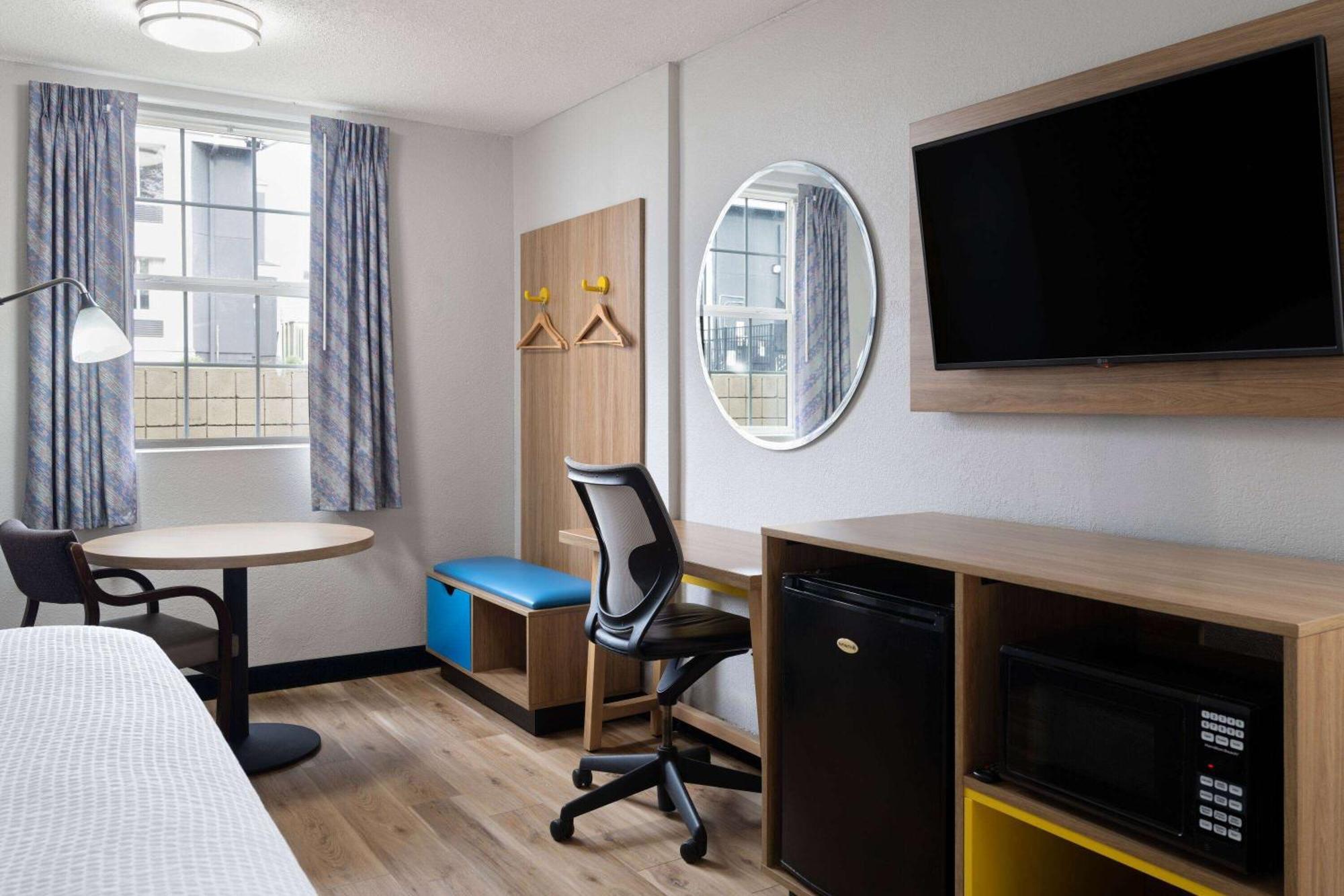 Hotel Days By Wyndham Salisbury, Nc 2*