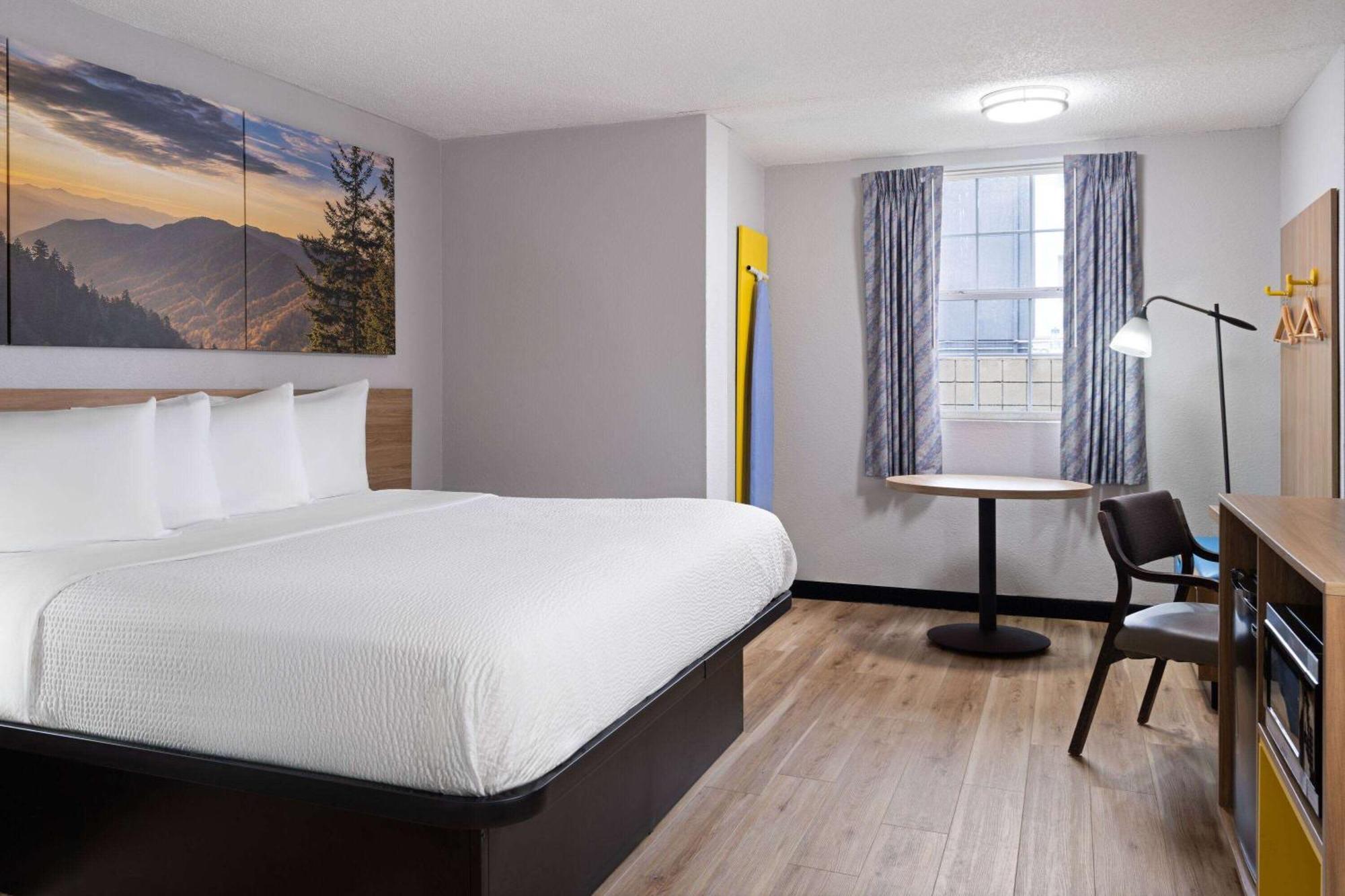 Days By Wyndham Salisbury, Nc Hotel 2*